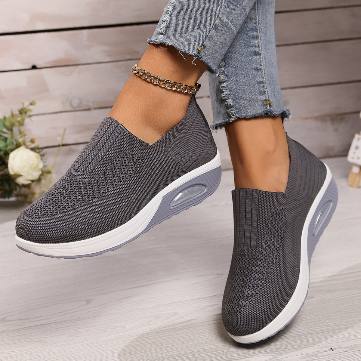 Laurence | Slip-on-sneakers med kilehæl