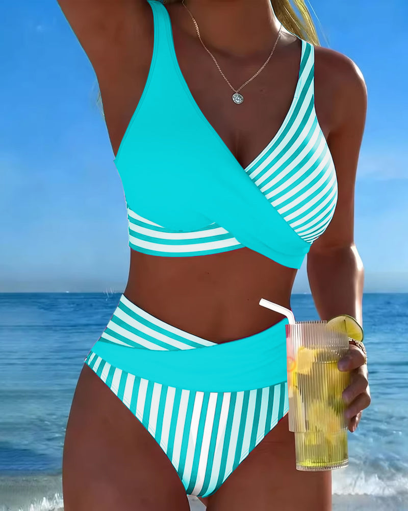 Rafaëlle | Stribet bikini med krydset top og højtaljede trusser