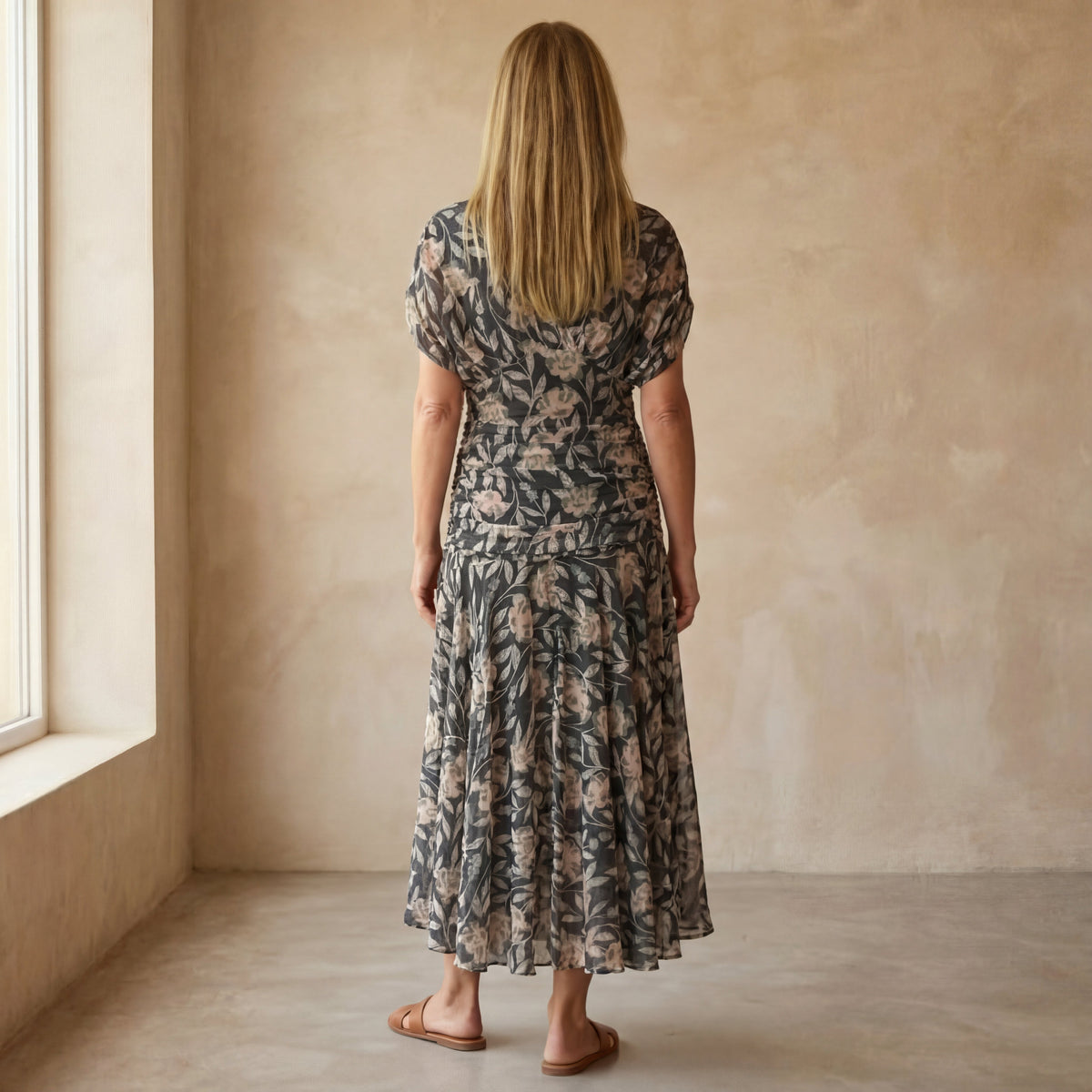 Nicoline | Flagrende bohemekjole