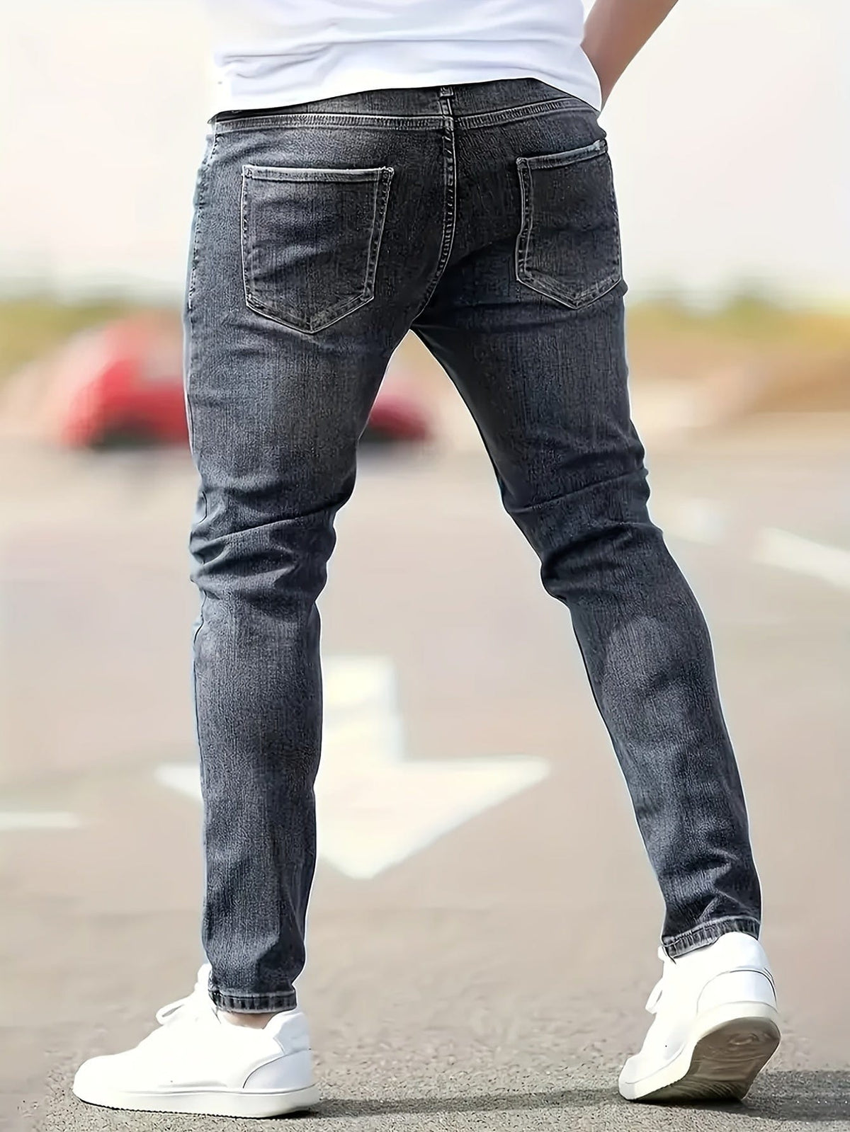Clovis | Slim fit jeans med slidte detaljer