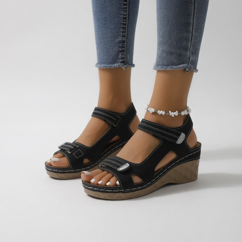 Annie | Farverige kilesandaler