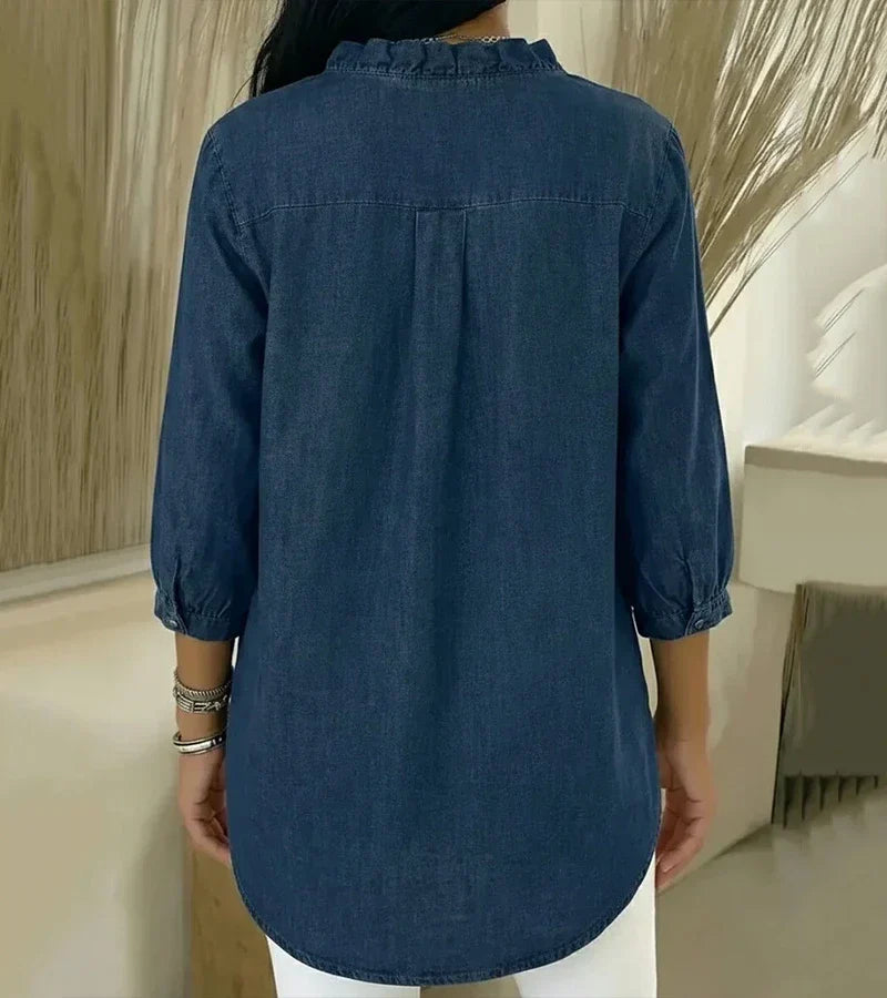 Anouk | V-halsbluse med flæser