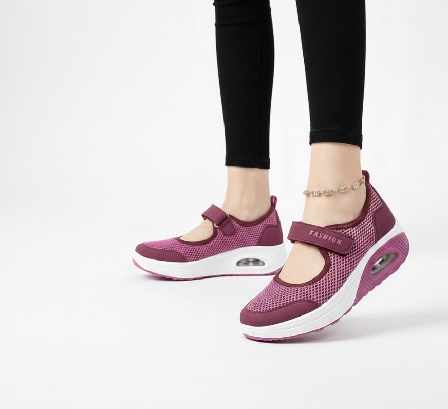 Marianne | Mesh-sneakers med kilehæl