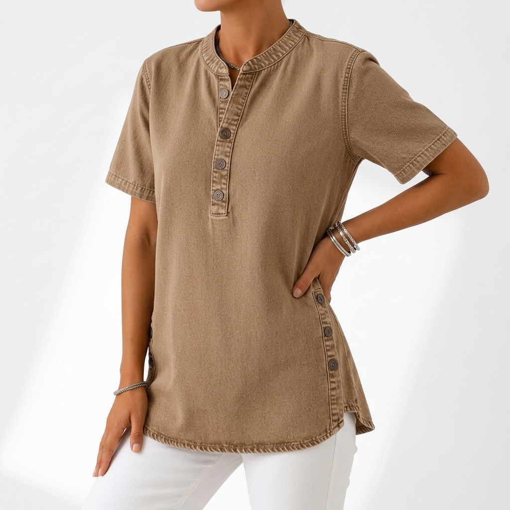 Denise | Top med denimlook og Henley-krave