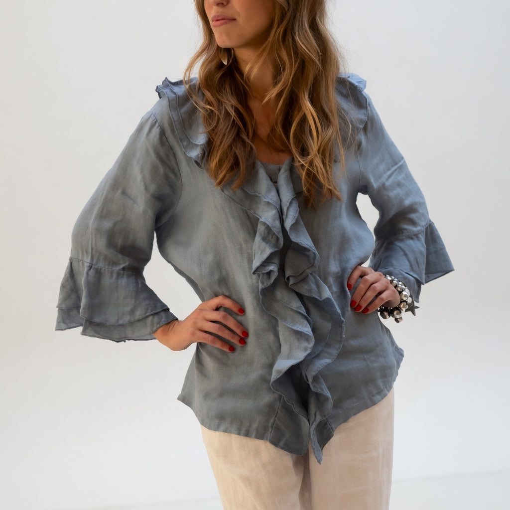 Alice | Flydende bluse med flæsekrave