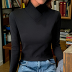 Albane | Figursyet rullekravesweater