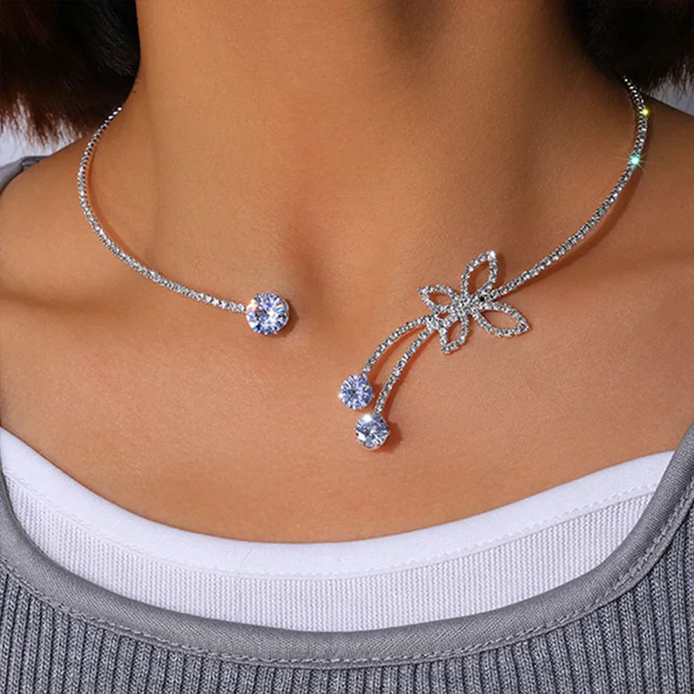 Liséa | Chokerhalskæde med krystalblomst