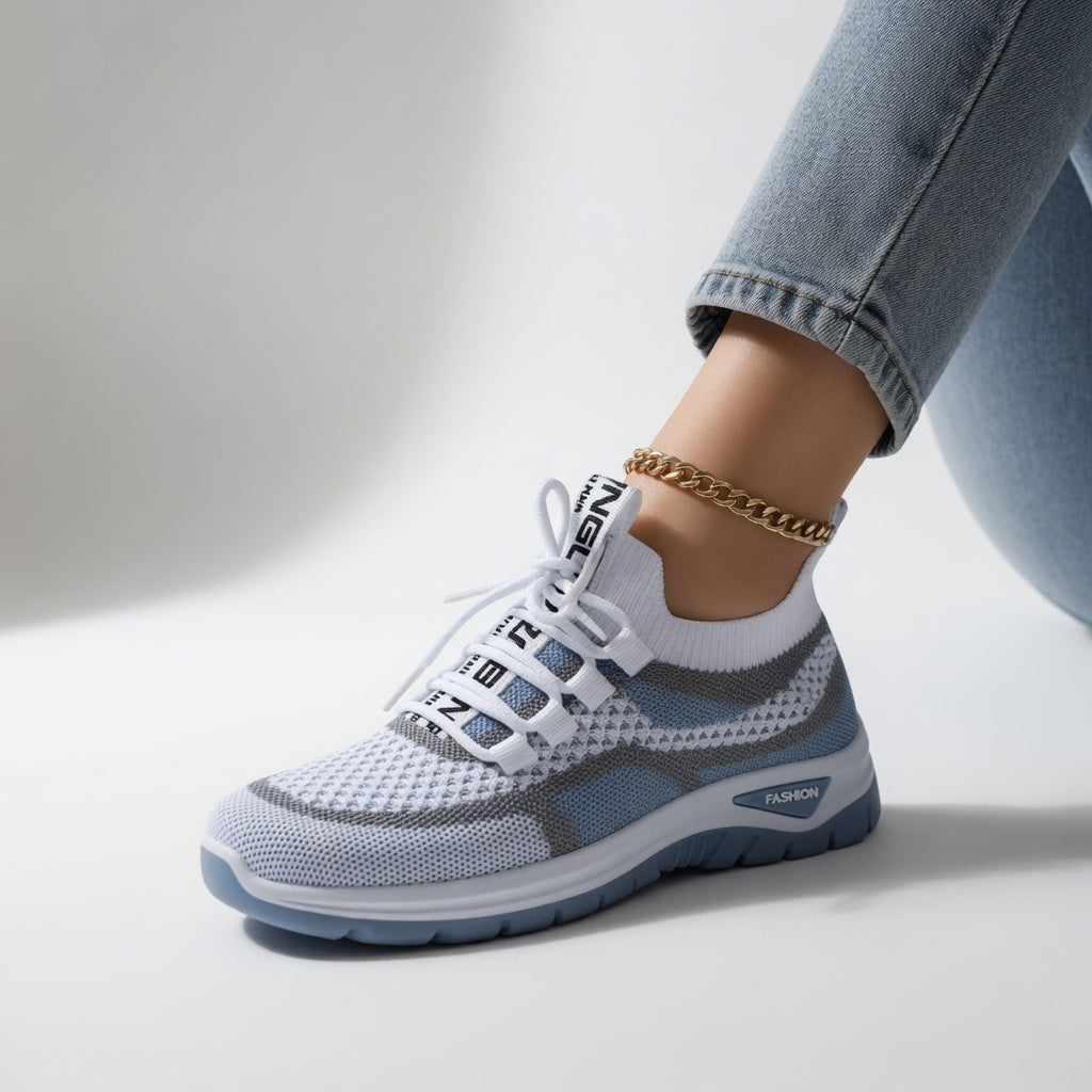 Liliane | Perforerede sneakers med kilehæl