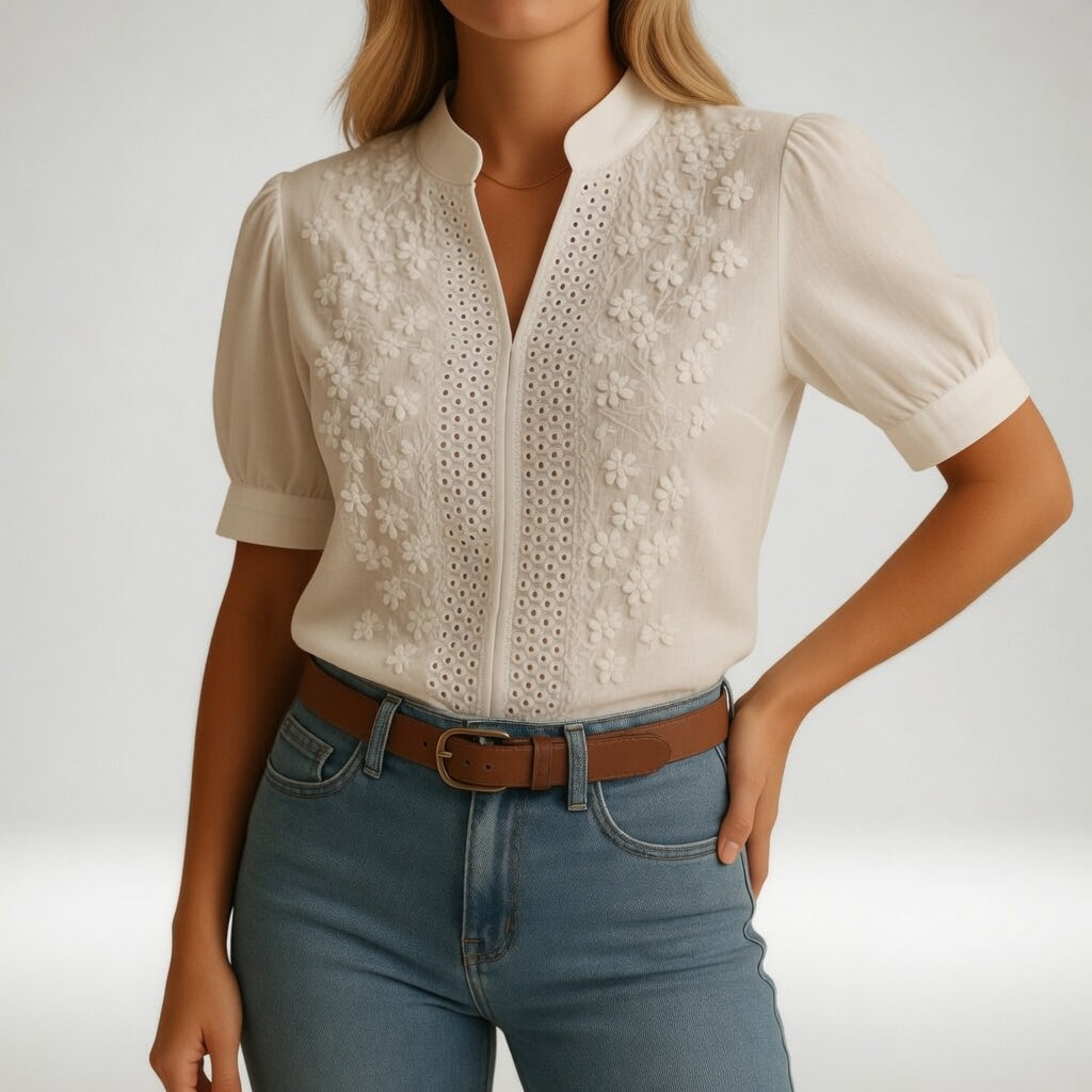 Aliénor | Hvid bluse med broderi og V-hals