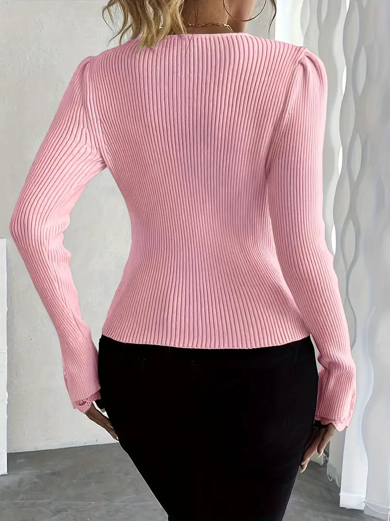Isaure | Ribstrikket top med perleknapper