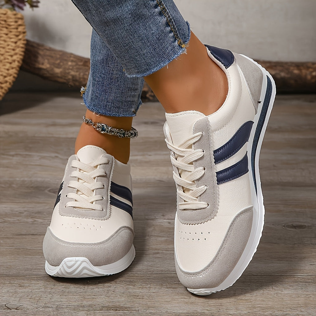 Lisa | Hvide sneakers med kontraststriber