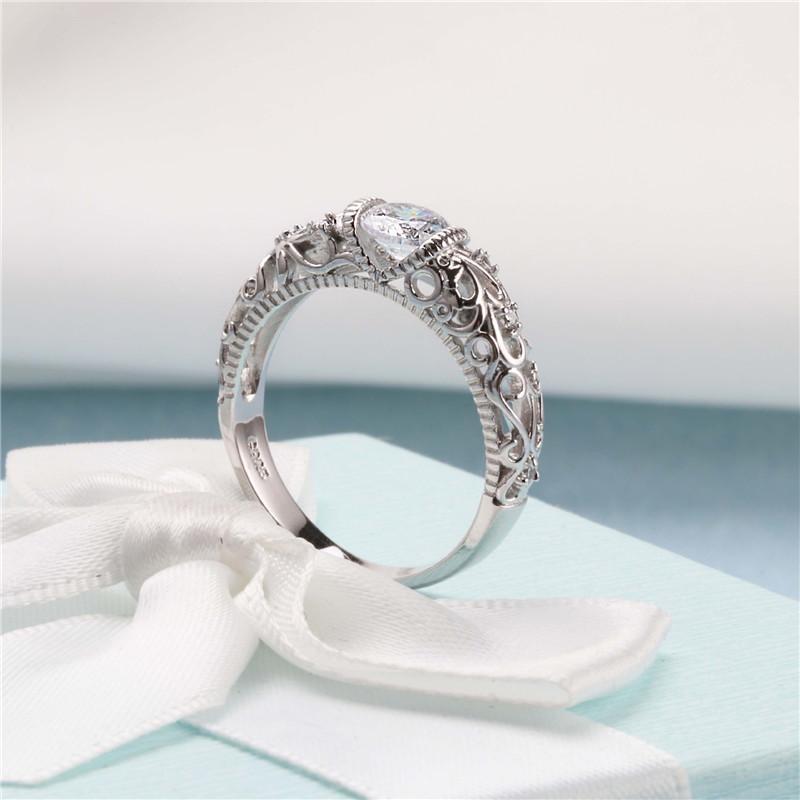 Léandra | Ring med funklende kubisk zirkonia
